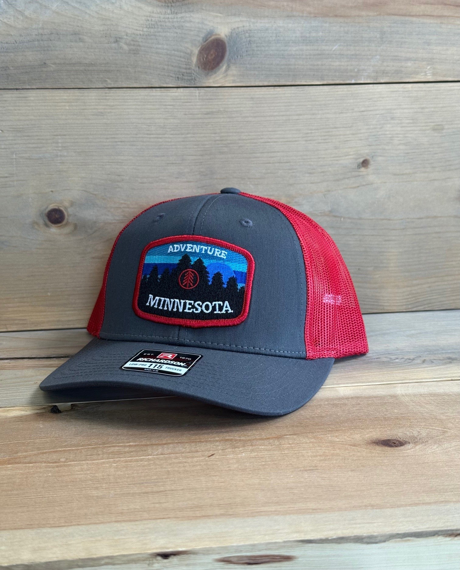 MN Adventure Red/Grey